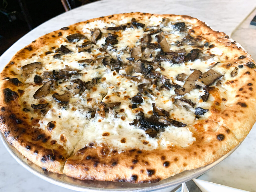 White truffle pizza