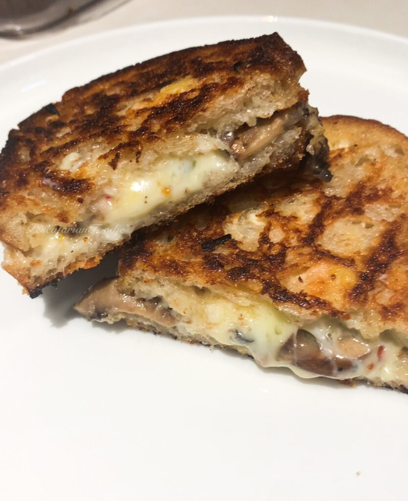 sourdough grilled cheese sandwich 